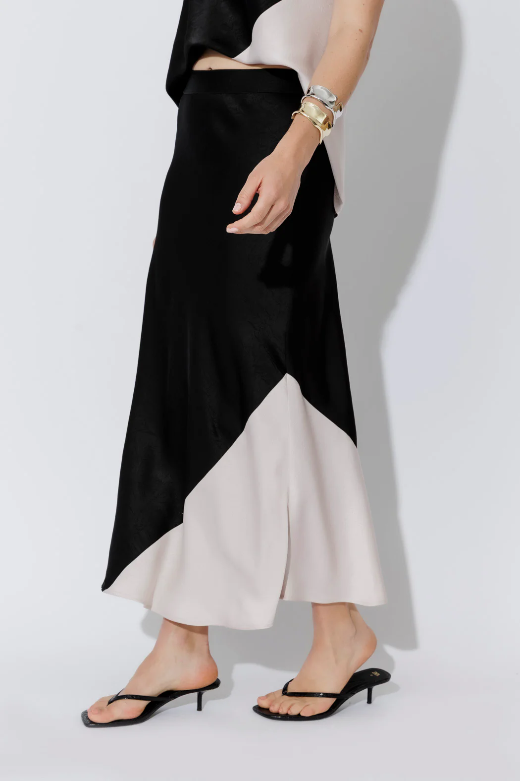 Black Contrast Bias Skirt - Image 4