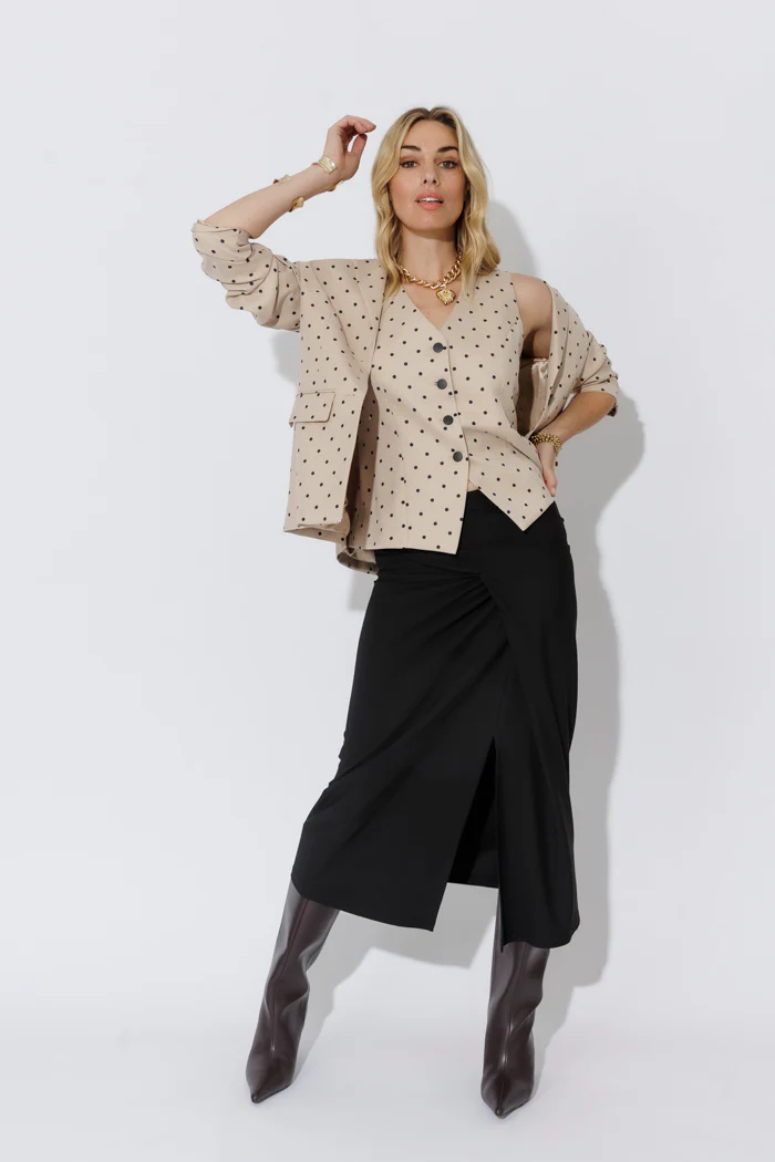 Black Drape Front Skirt - Image 4