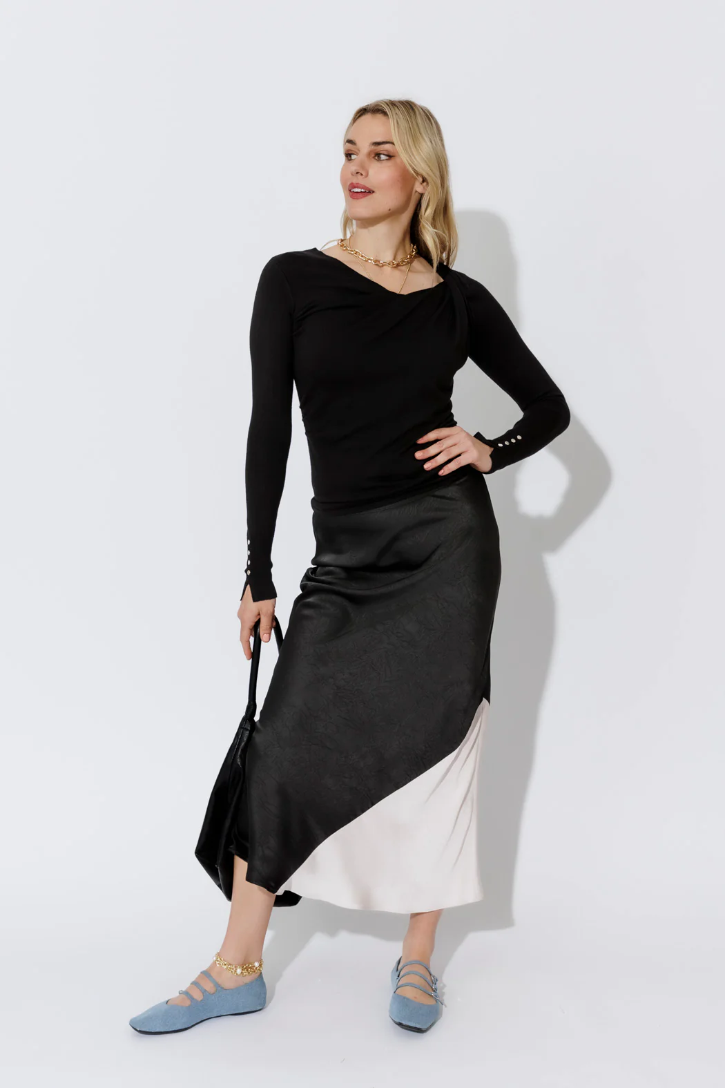 Black Fine Knit Twist Top - Image 8