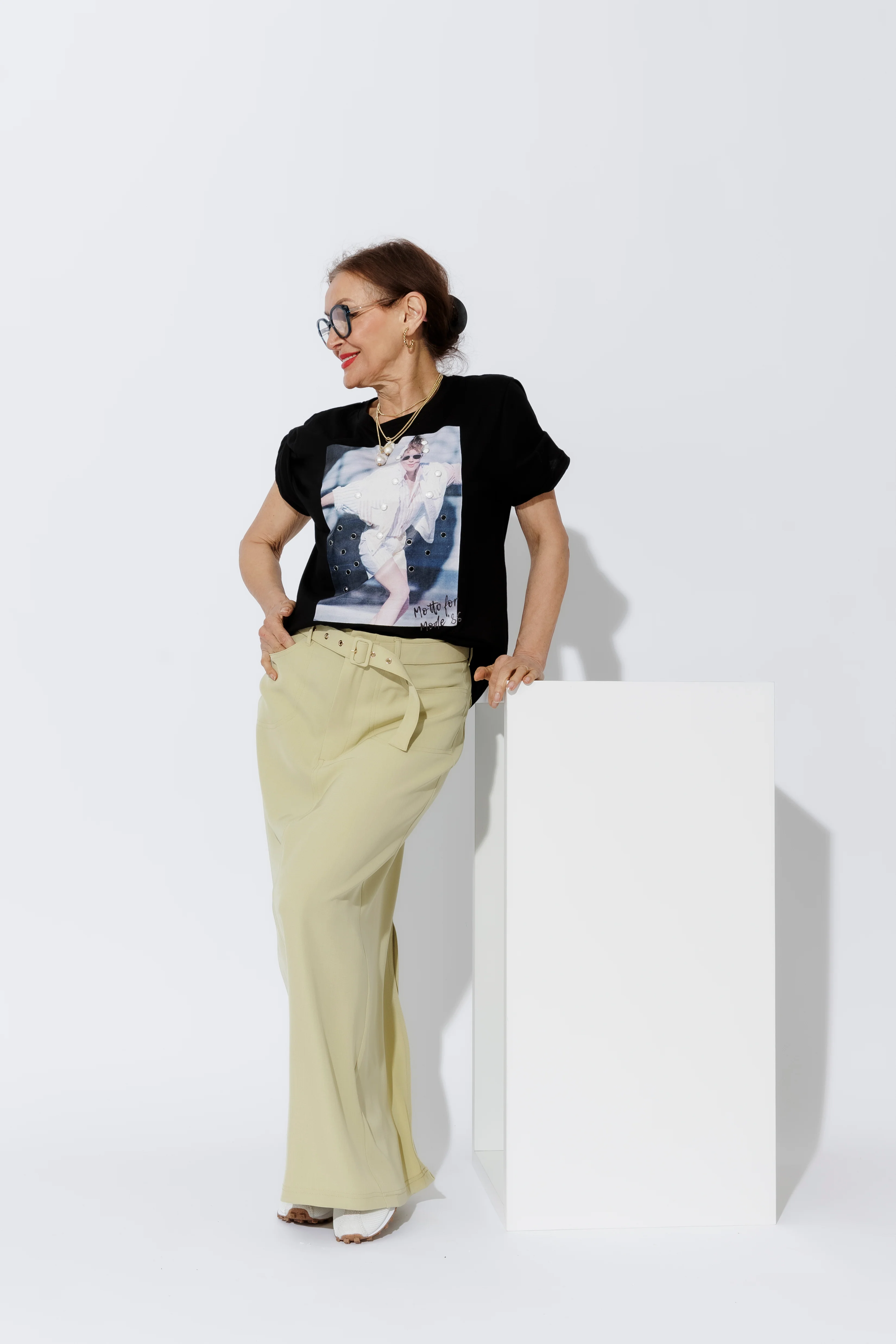 Black Mode Magazine T-Shirt - Image 6