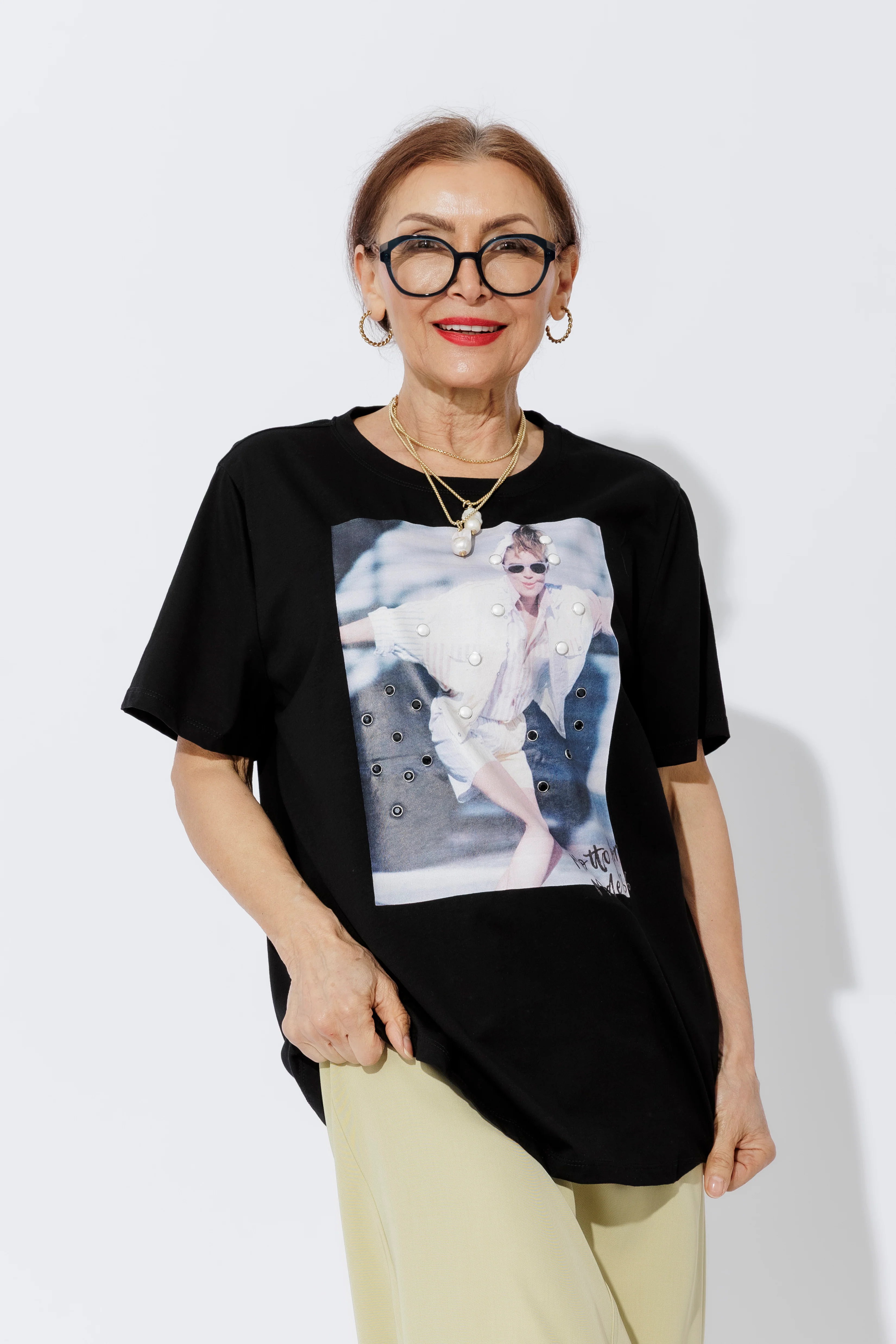 Black Mode Magazine T-Shirt - Image 7