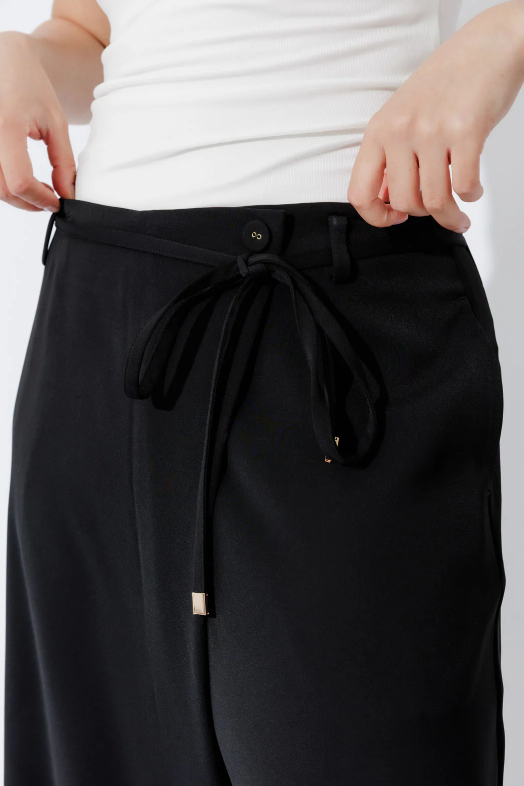 Black Side Tie Pant - Image 4