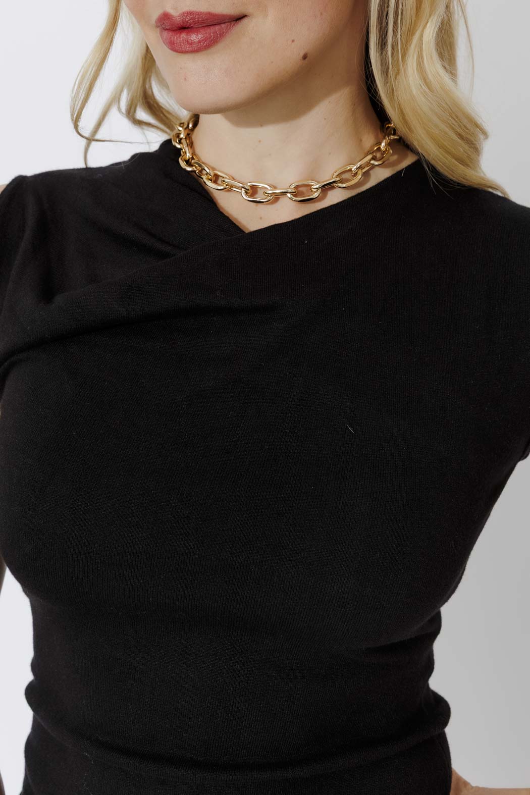 Black Sleeveless Drape Knit Top - Image 5