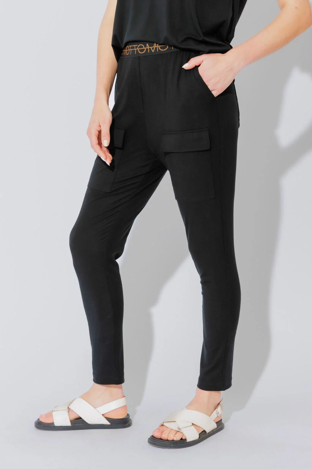 Black Tencel Pull On Cargo Pant - Image 4