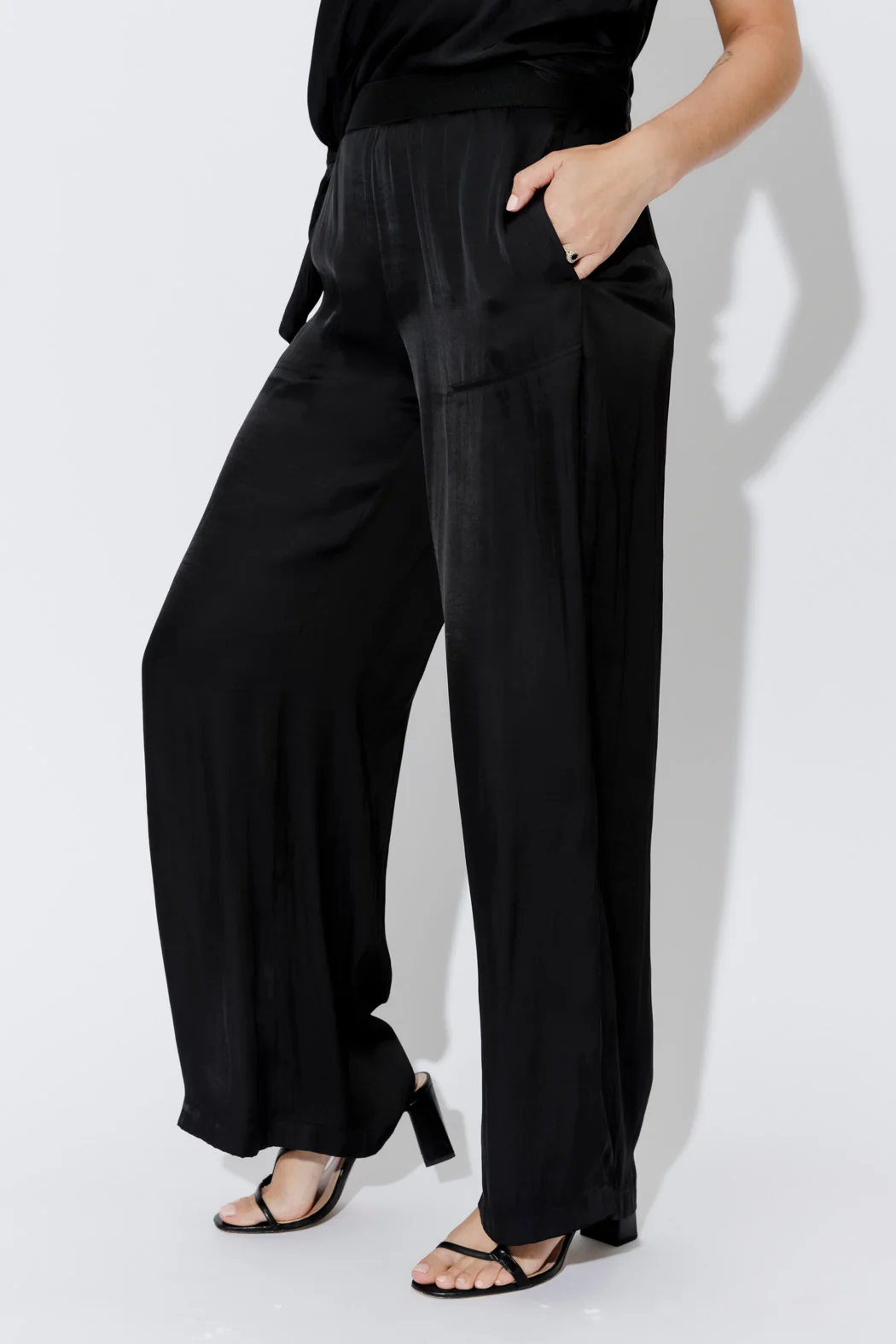 Black Wide Leg Pant - Image 3