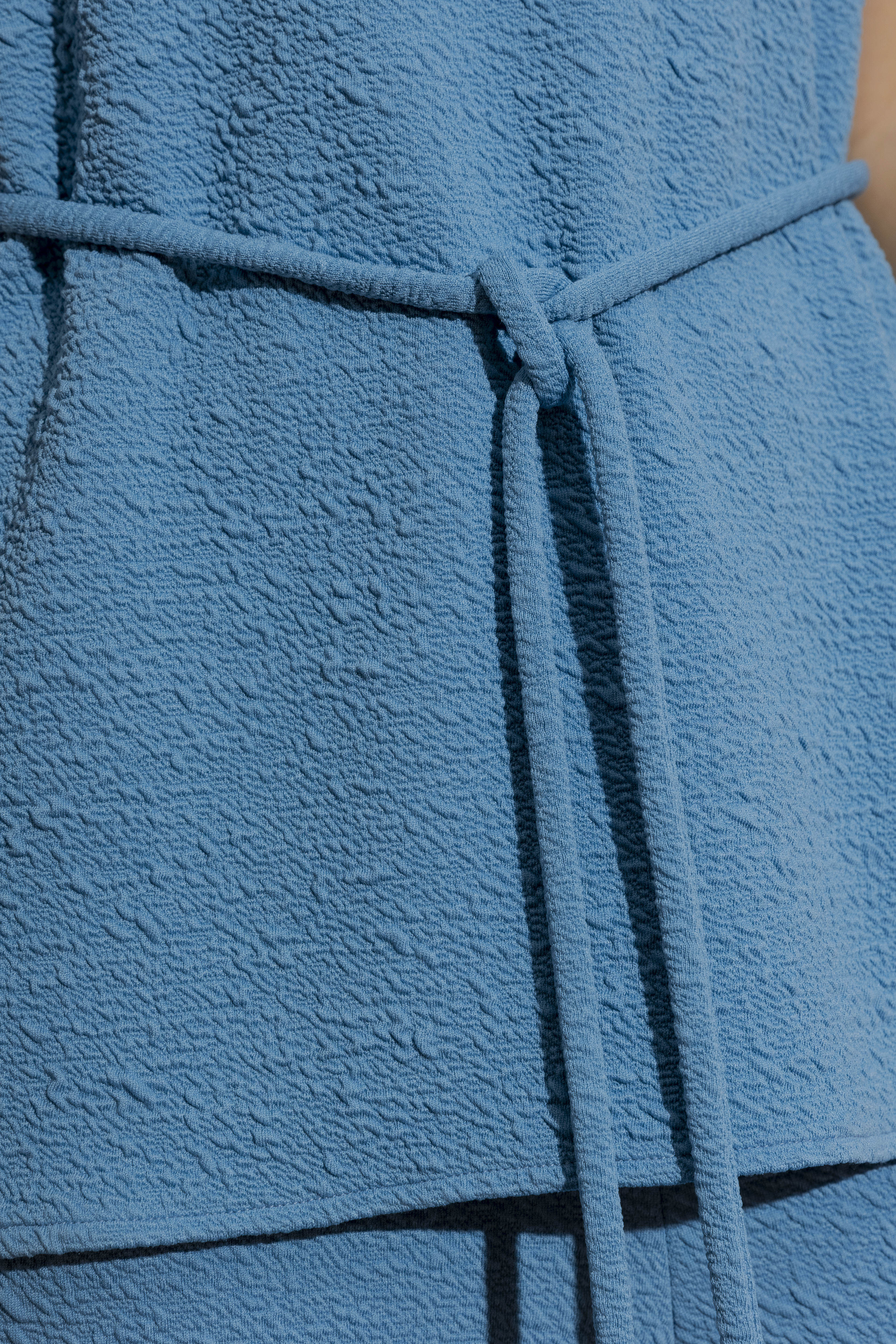 Blue Bubble Belted Tunic - Image 4