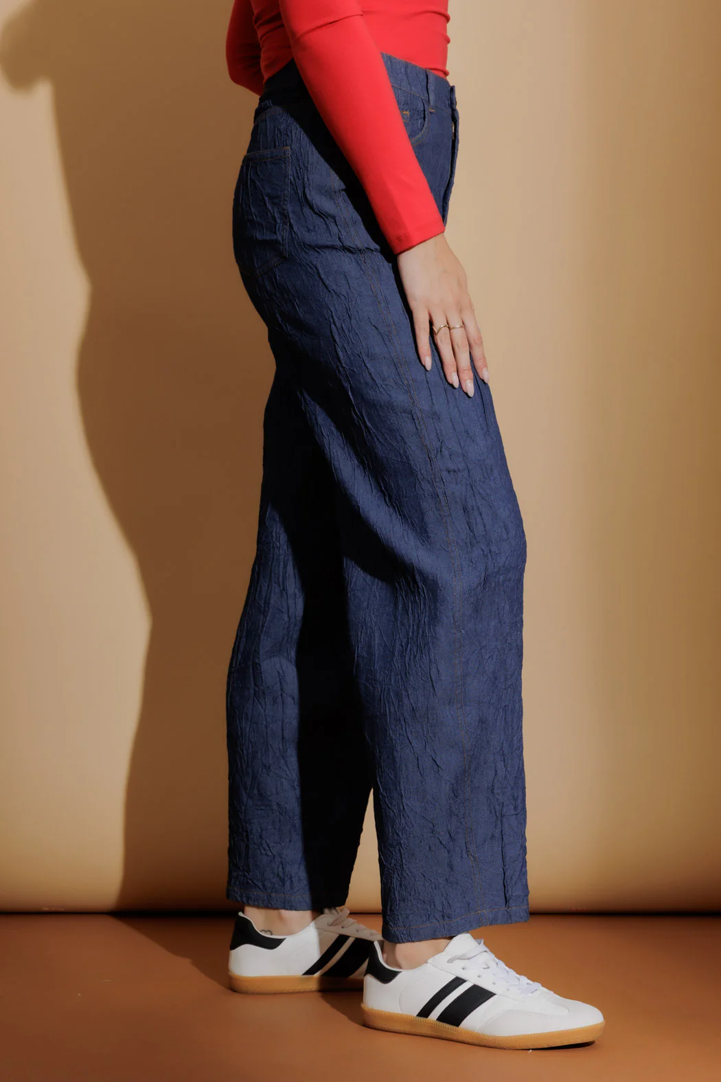 Blue Embossed Denim Barrel Jean - Image 3