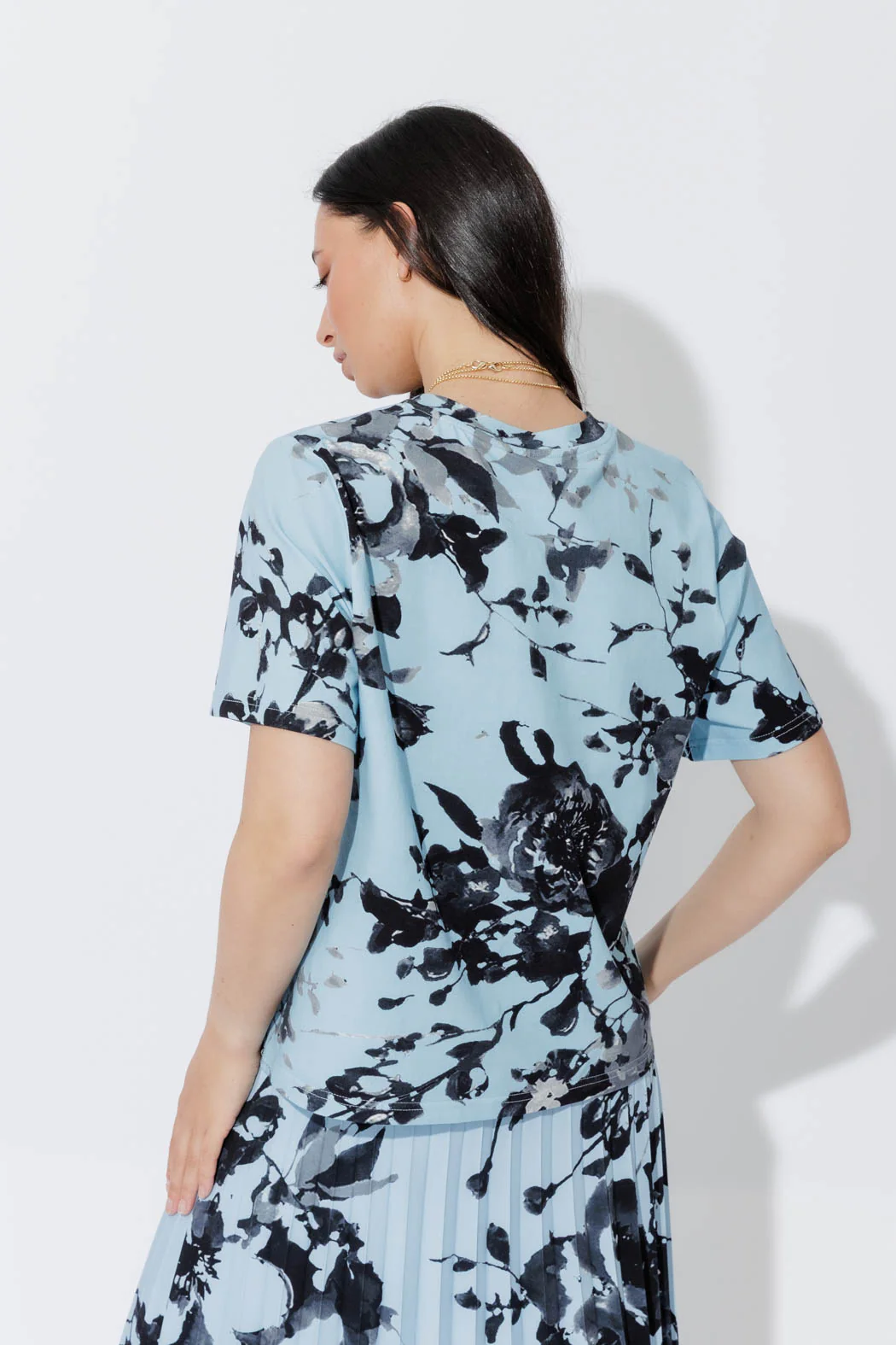 Blue Floral T-Shirt - Image 7