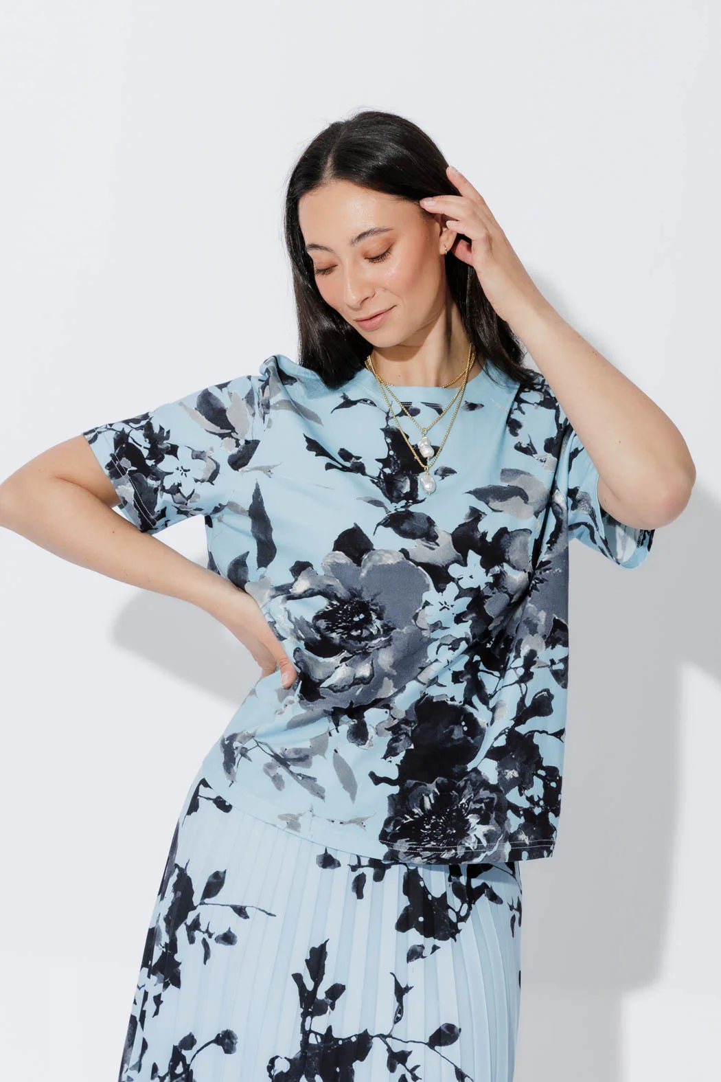 Blue Floral T-Shirt - Image 8