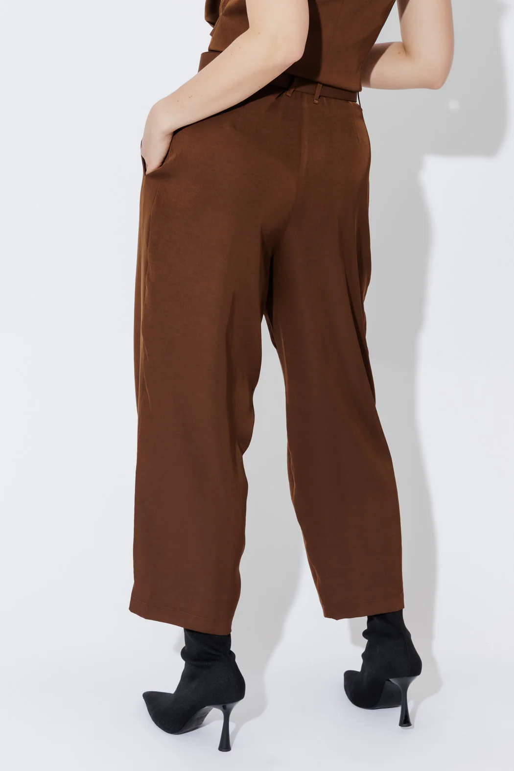 Chocolate Euro Barrel Cleo Pant - Image 7
