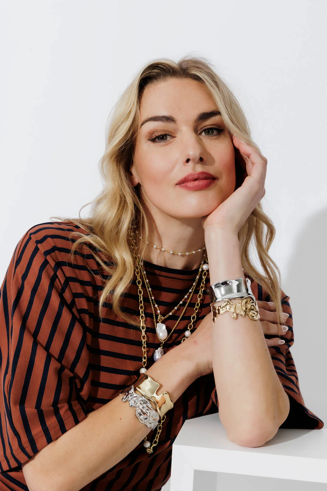 Silver Thin Textured Cuff - Image 4