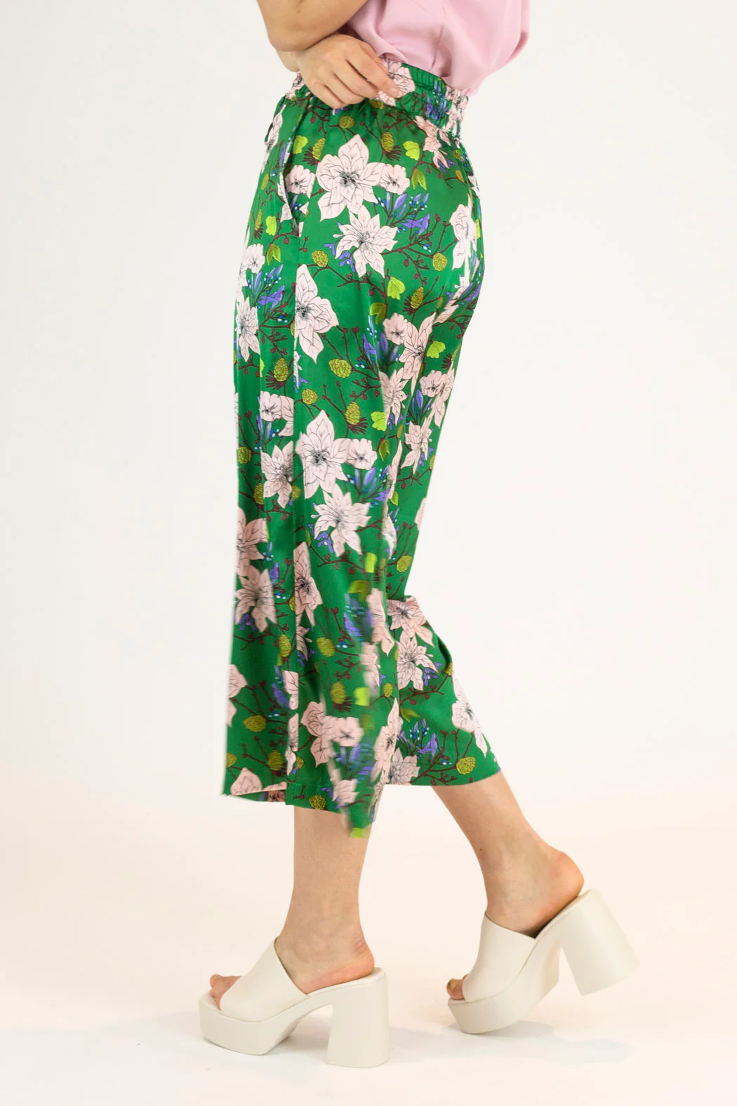 Green Silky Crop Culottes - Final Sale - Image 3