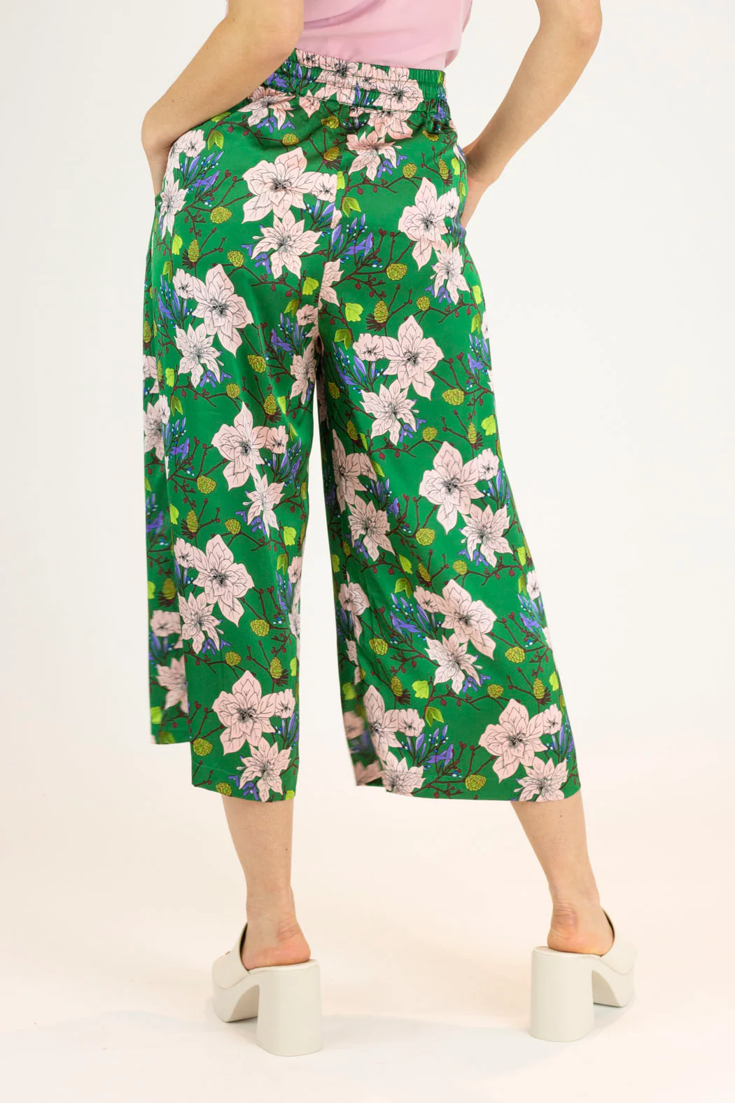 Green Silky Crop Culottes - Final Sale - Image 4