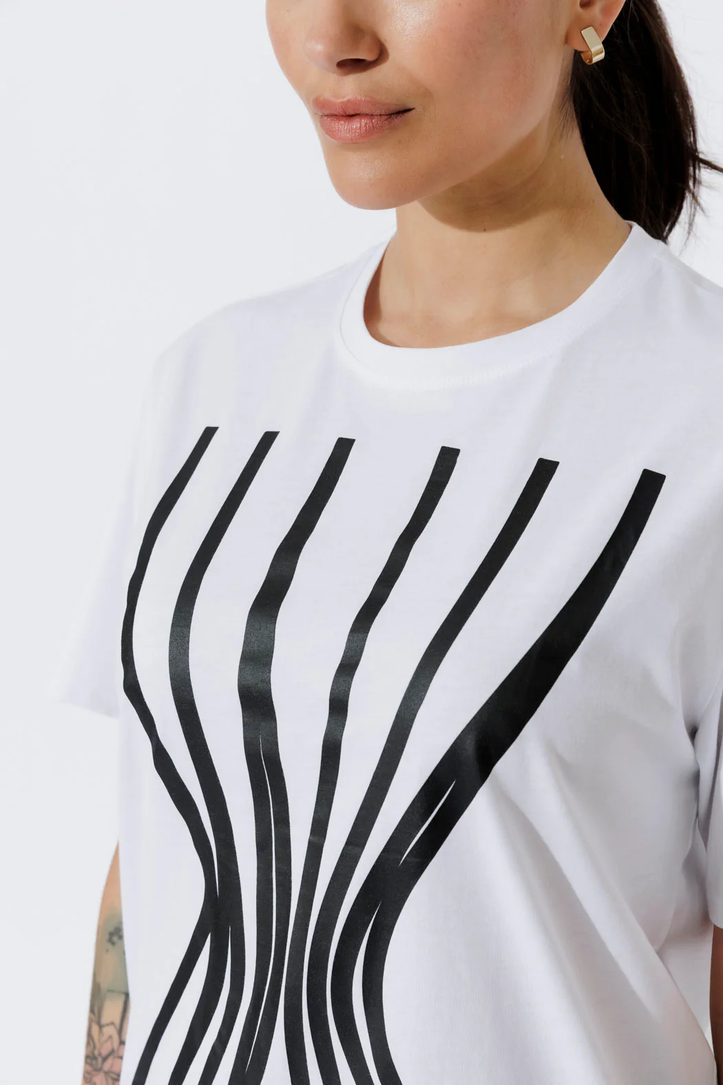 White Hourglass Lines T-Shirt - Image 5